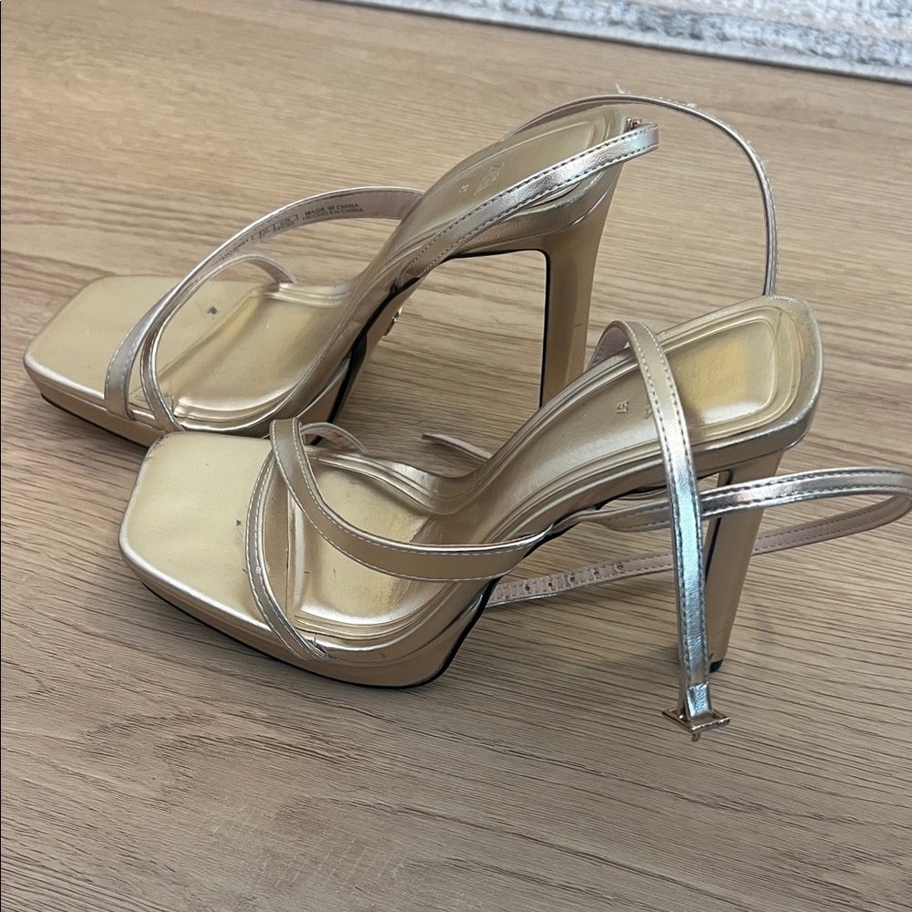 Zara Women's Metallic Gold Heels - Picture 2 of 6